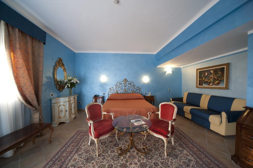Alle Tamerici Hotel Ladispoli Exterior photo